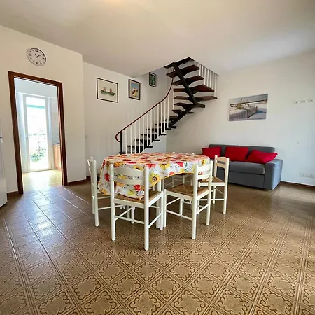 公寓 Peaceful House With Pool And Terrace